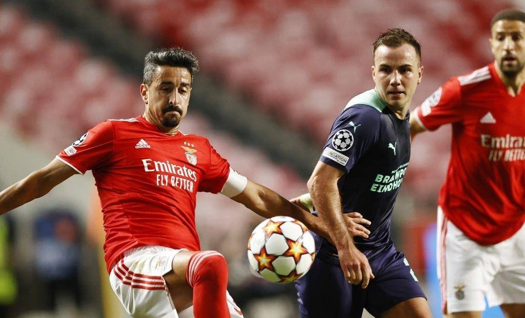 上海队以1 上海队以1