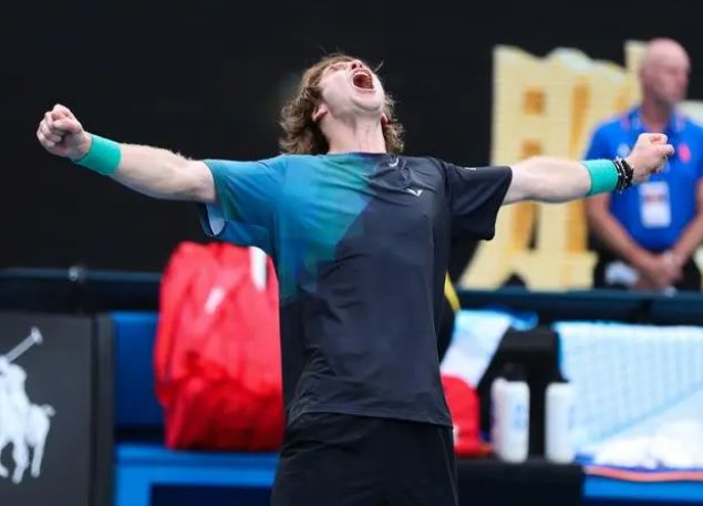 由于种种原 由于种种原