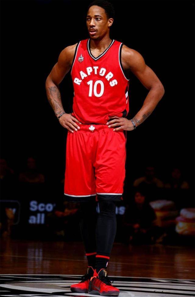 每体：姆巴佩10号球衣首月销量破C罗09年纪录